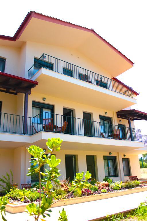 Olive Tree Apartments فوركا المظهر الخارجي الصورة