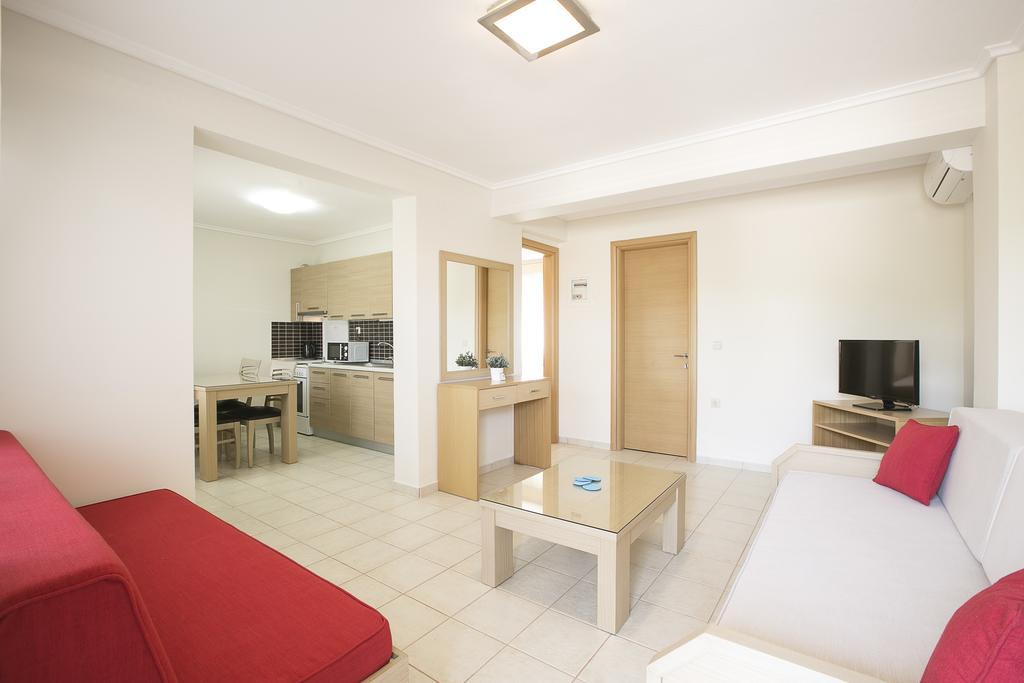 Olive Tree Apartments فوركا المظهر الخارجي الصورة