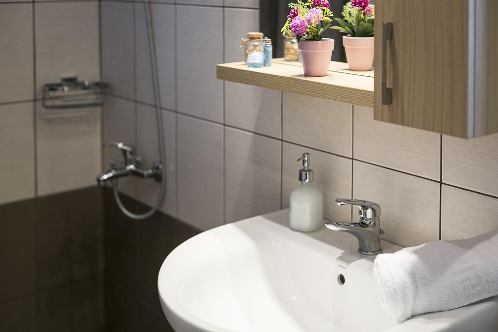 Olive Tree Apartments فوركا المظهر الخارجي الصورة