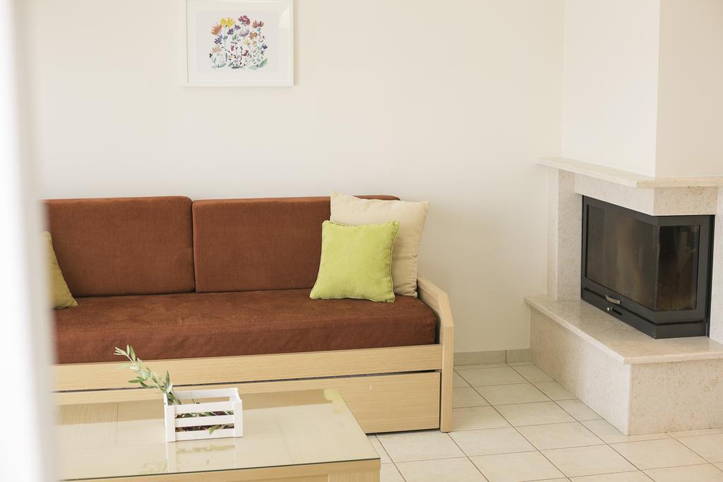 Olive Tree Apartments فوركا المظهر الخارجي الصورة